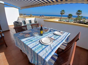 Vera Mar 5 Front Line Beach Apartment